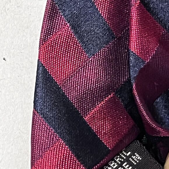 Murano Men’s Tie - Picture 5 of 7